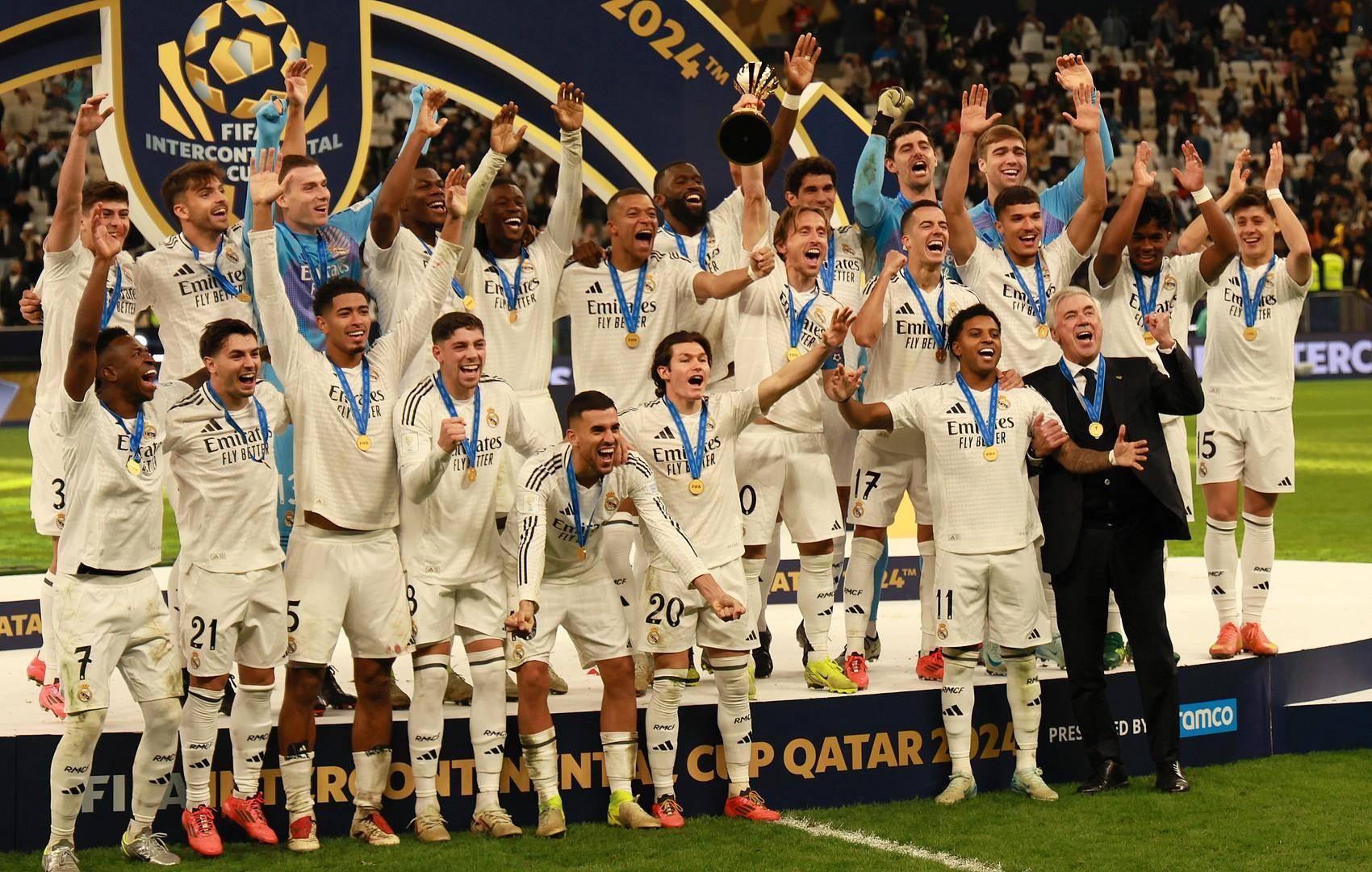 十年前的西班牙U18锦标冠军今何在：奥亚、西蒙在列，5人退役（回望西班牙U18十年前冠军队：奥亚、西蒙在列，已有5人退役）