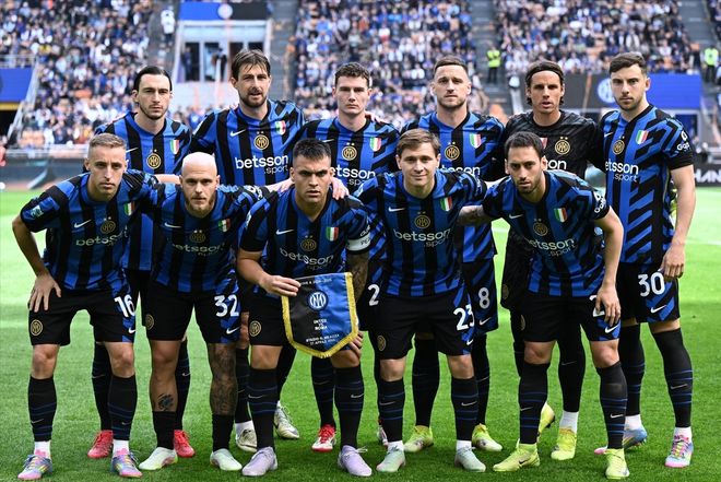 中国足协代表团访问法兰克福俱乐部，双方开展深度交流（中国足协代表团赴法兰克福俱乐部考察，双方展开深入对话）