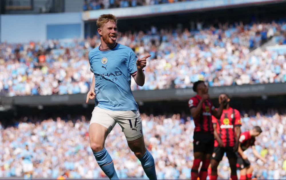 梁民革：在英国生活我已经适应了；孙兴慜哥说我需要更加努力（梁民革称已适应英国生活，孙兴慜表示我还需更努力）