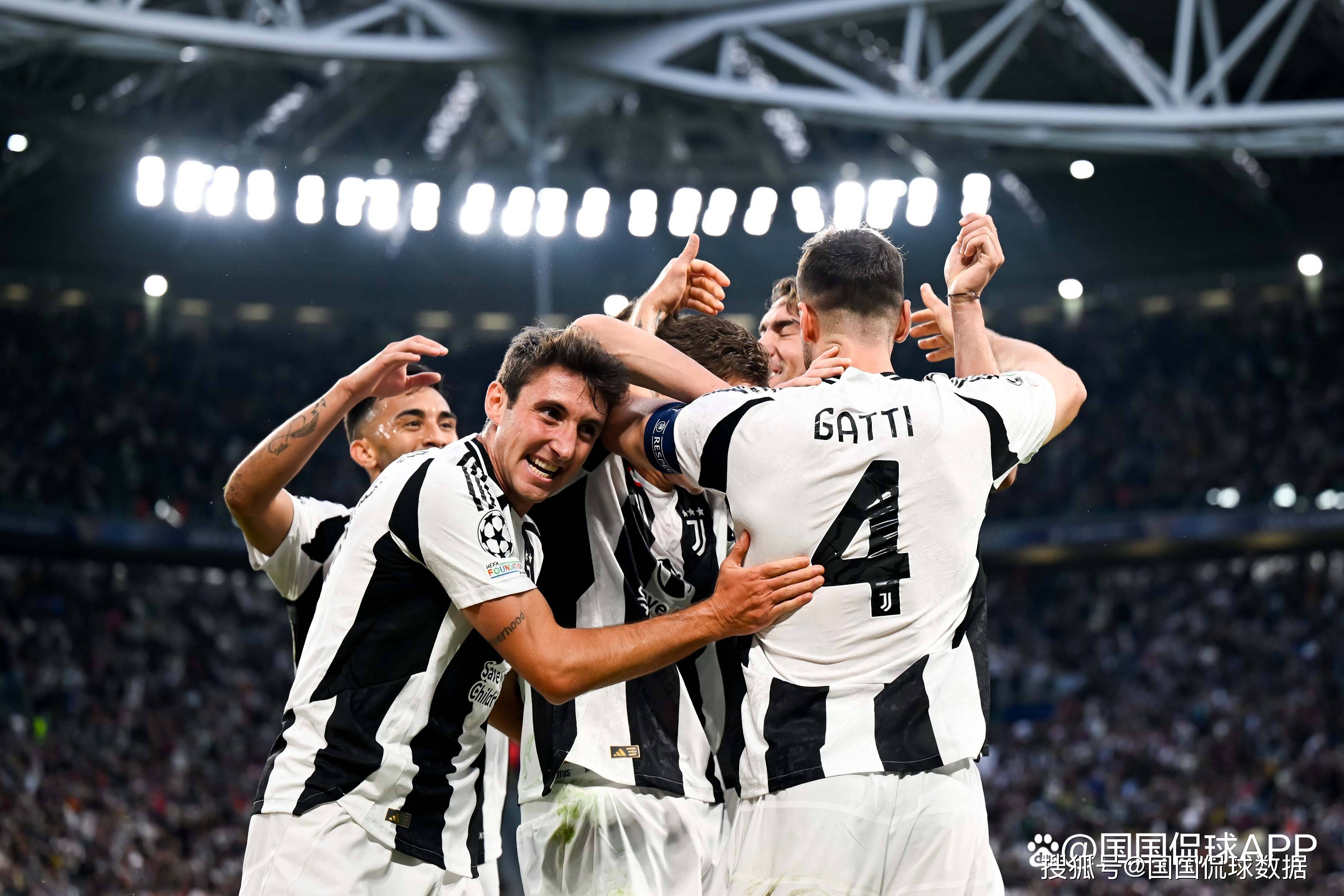 图片报：巴萨希望签下一名左边锋，正关注莱比锡的迪奥曼德（《图片报》：巴萨计划补强左边锋，已将目光投向莱比锡的迪奥曼德）